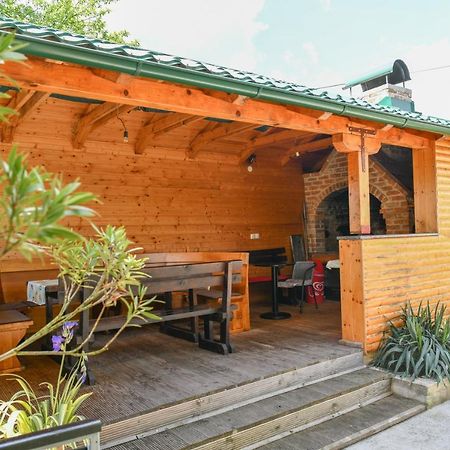 克思马尼克住宿加早餐旅馆 格拉博瓦茨 外观 照片
