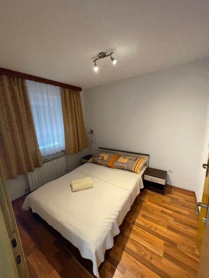 克思马尼克住宿加早餐旅馆 格拉博瓦茨 外观 照片